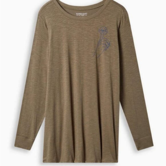 NWT TORRID CLASSIC FIT SUPER SOFT SLUB CREW NECK LONG SLEEVE SIZE 4 - Picture 1 of 2